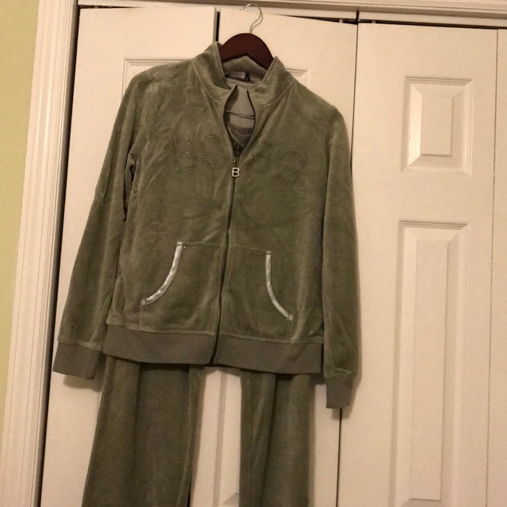 Sage velour pants suit, size L
